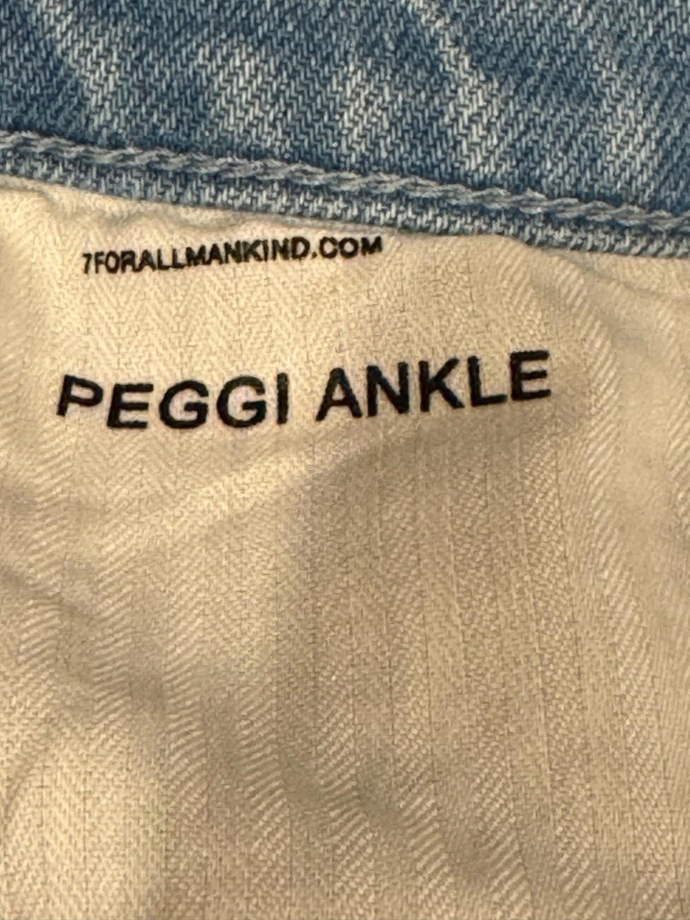 7 For All Mankind Light Wash Women's Peggi Ankle Jeans Floral Patch Accent (29) - Picture 12 of 12